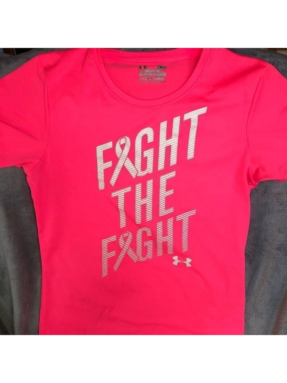 𝅺nwot Womens Small Under Armour Heat Gear TShirt